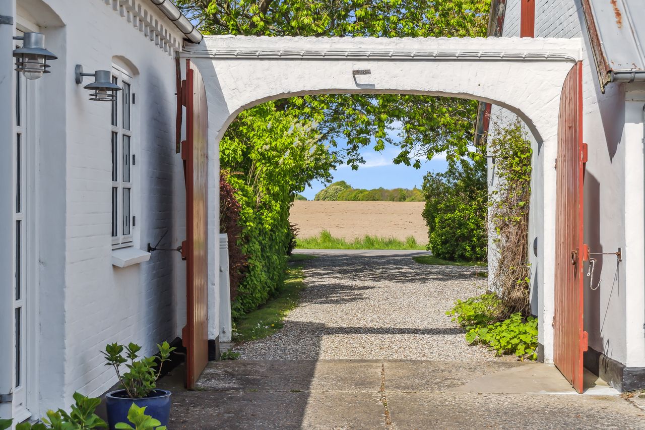 Ejendomsbillede 2 af 36