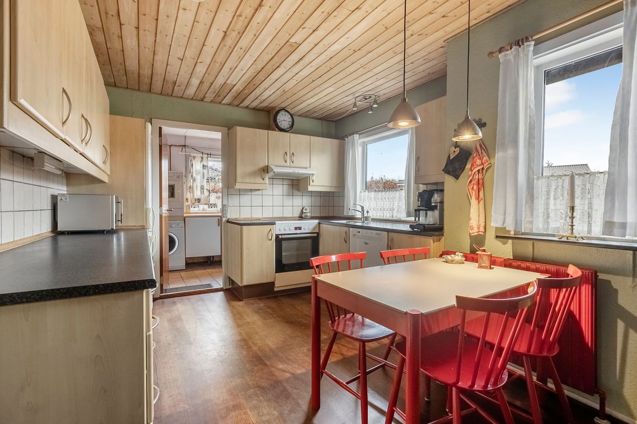 Ejendomsbillede 3 af 15