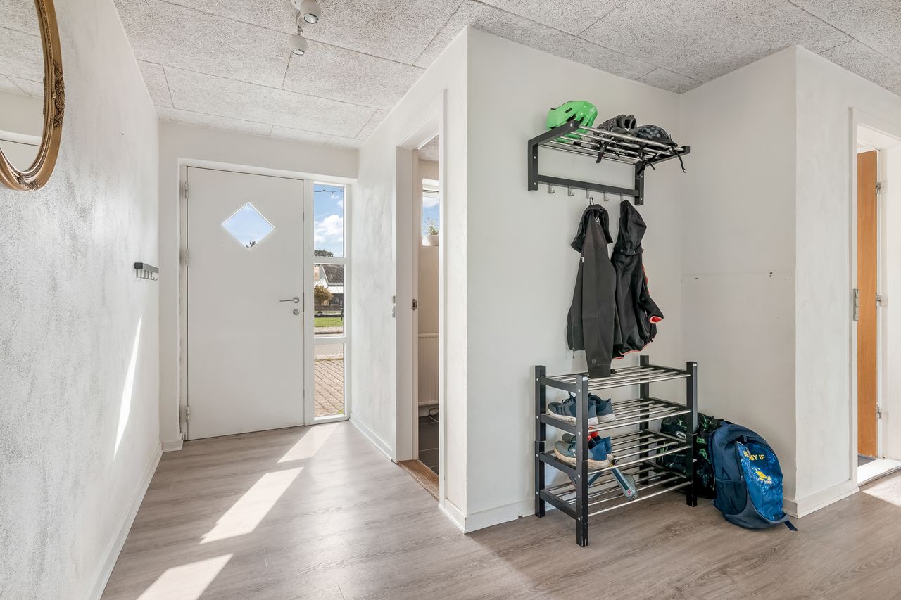 Ejendomsbillede 2 af 27