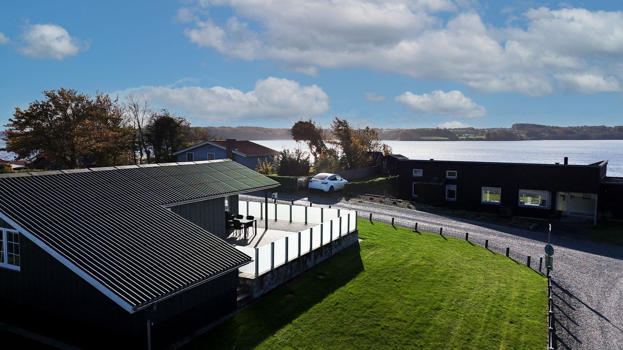 Ejendomsbillede 3 af 15