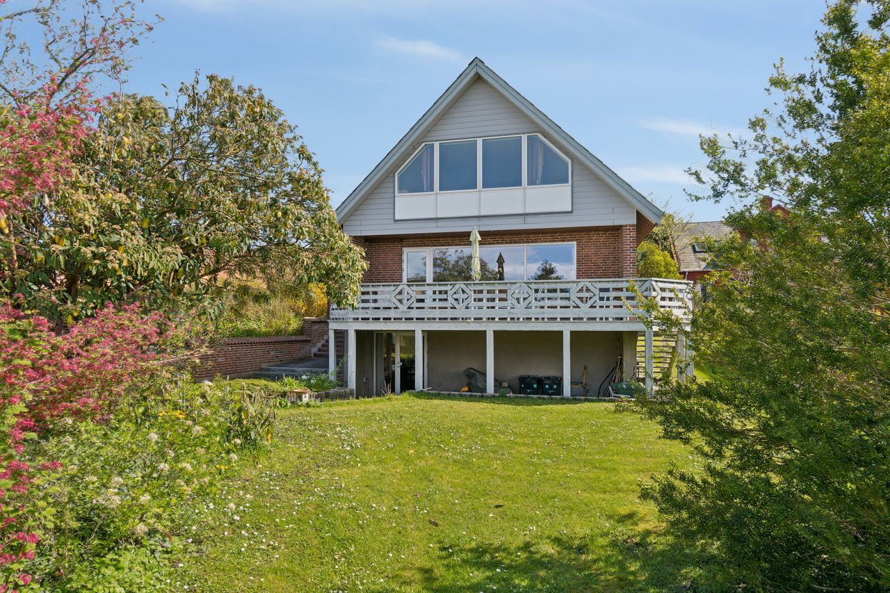 Ejendomsbillede 3 af 28