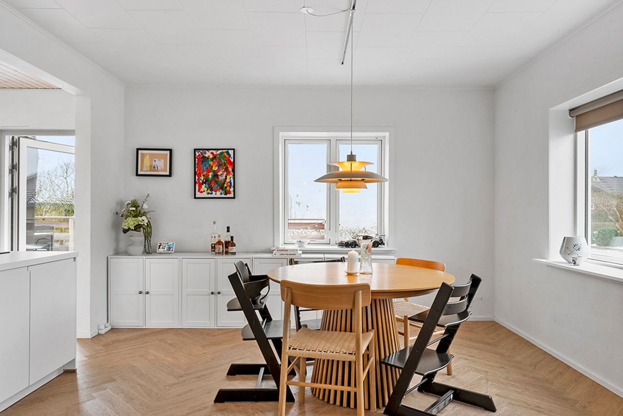 Ejendomsbillede 3 af 19