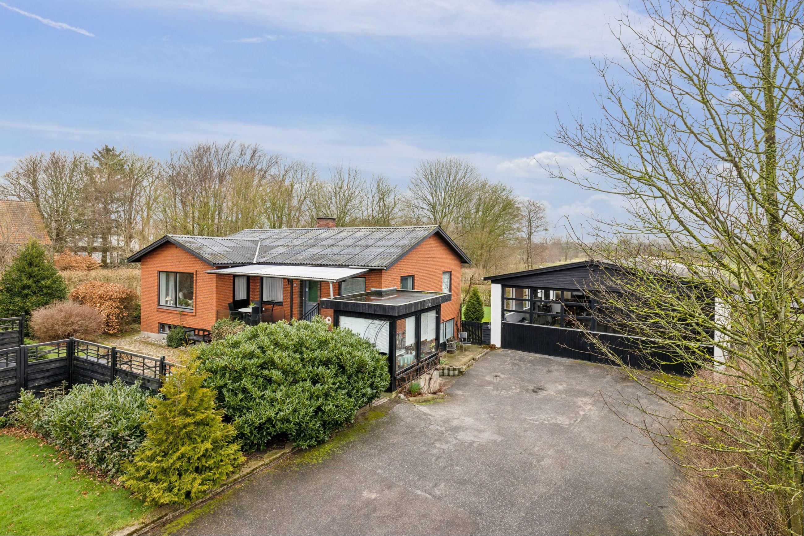 Hovedgaden 26,  Villa