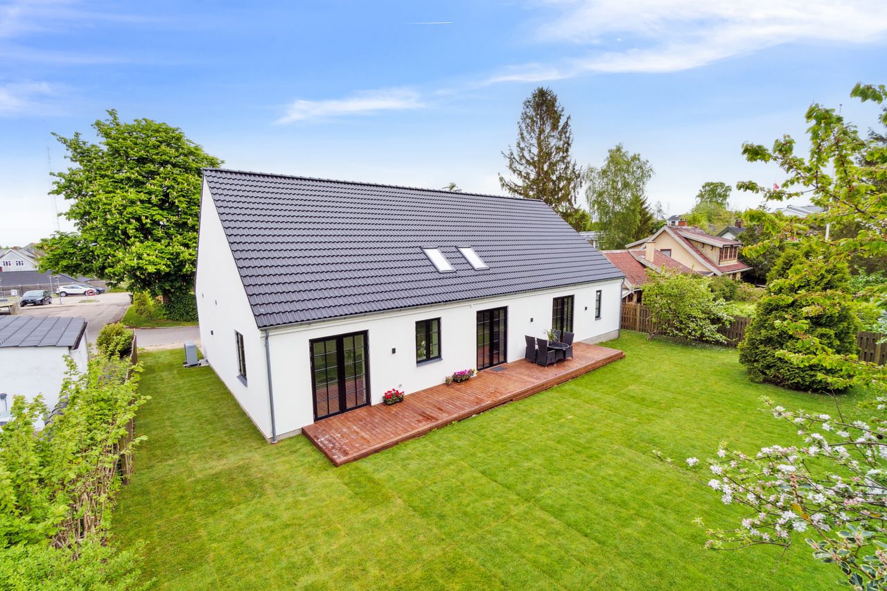 Ejendomsbillede 2 af 29