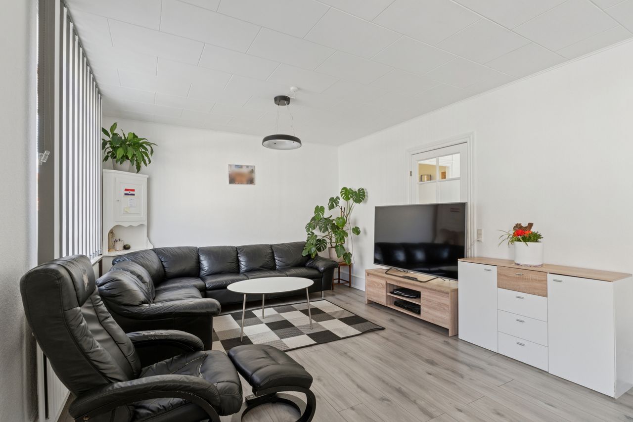 Ejendomsbillede 3 af 28