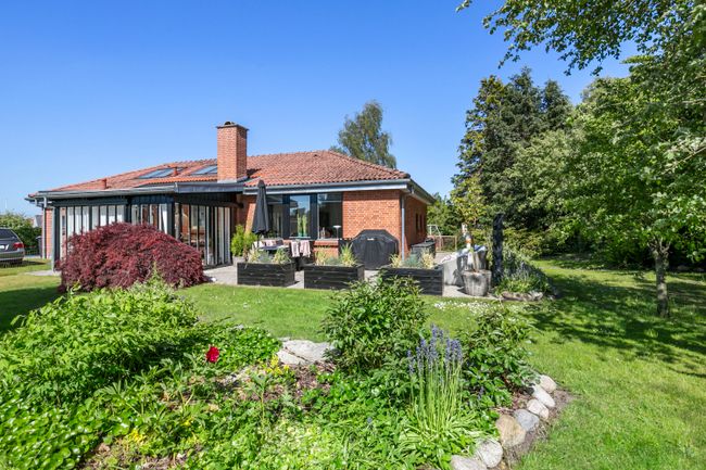 Idrætsvej 16,  Villa