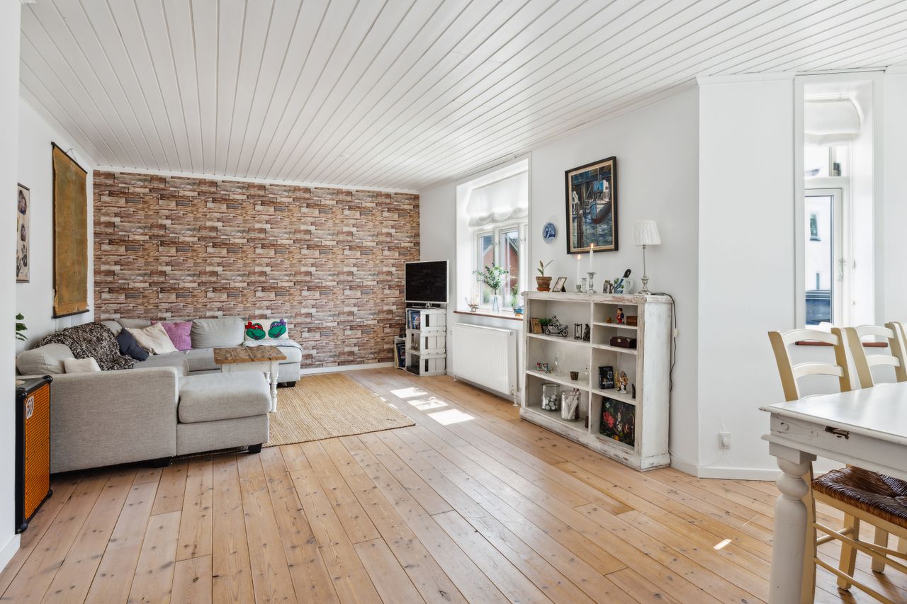 Ejendomsbillede 3 af 17