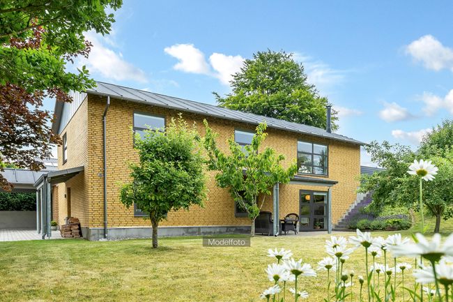 Niels Hansens Vej 11, 