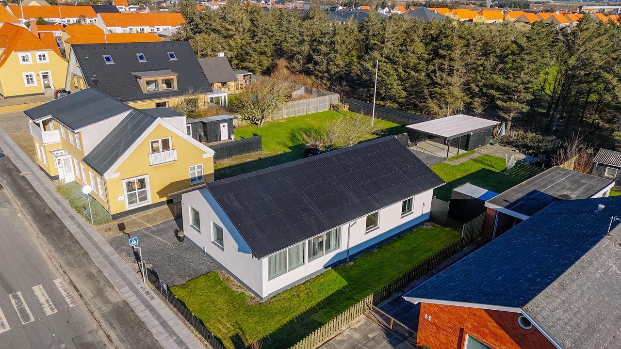 Ejendomsbillede 2 af 24