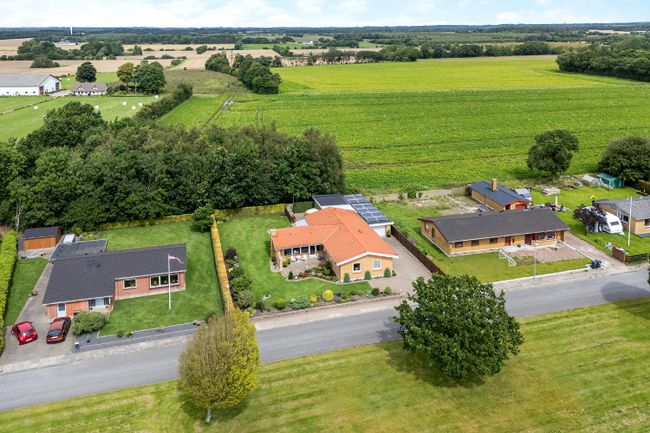 Buevej 12,  Grønbjerg