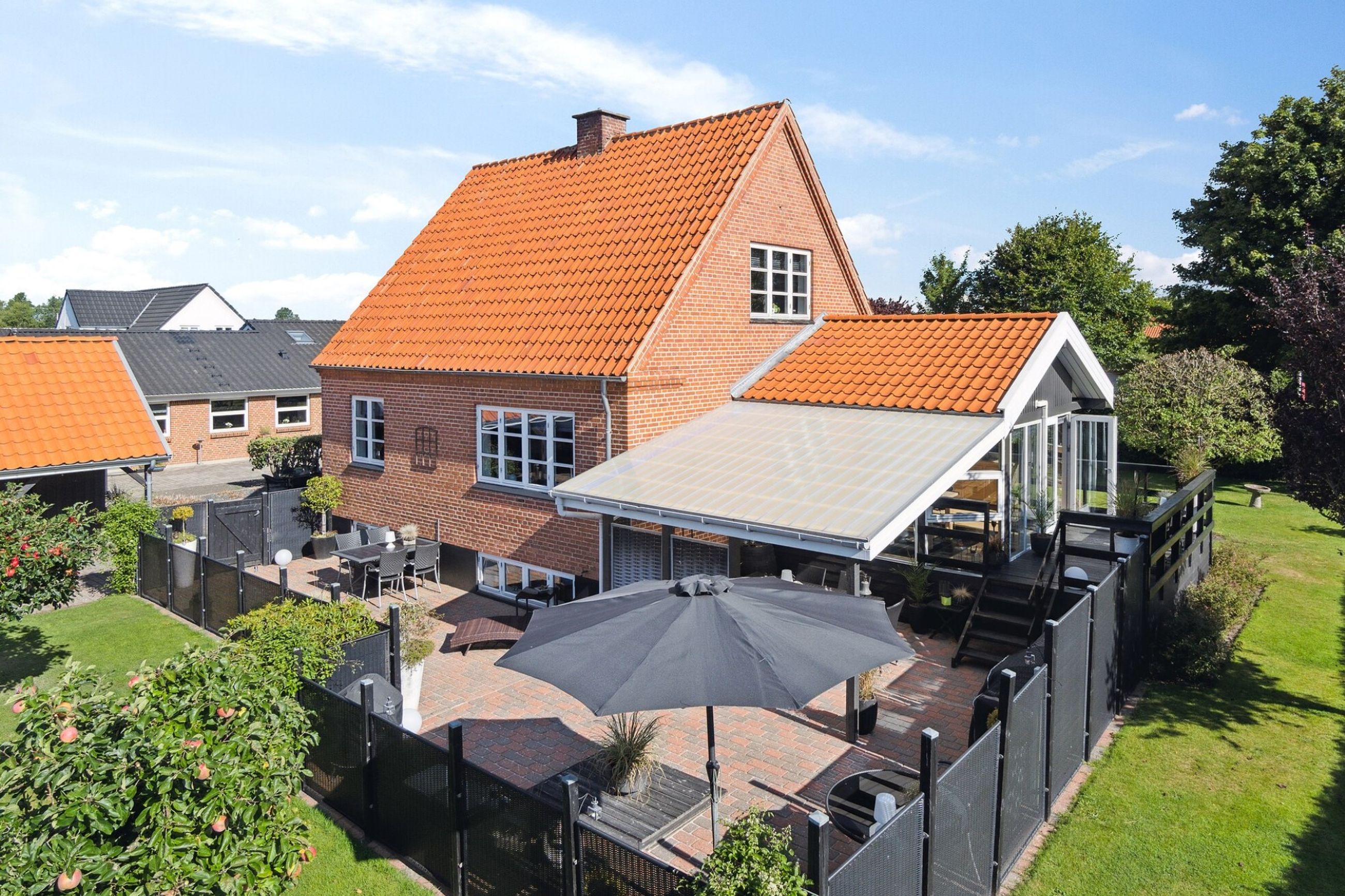 Salvievej 15,  Villa