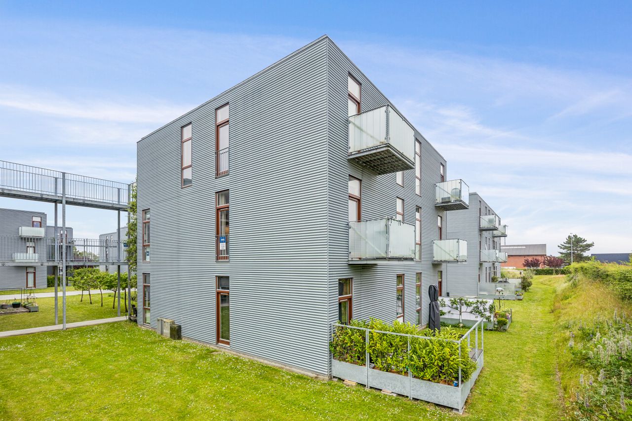 Ejendomsbillede 3 af 23