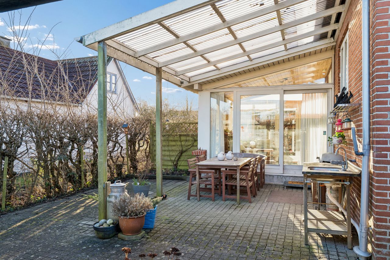 Ejendomsbillede 2 af 25