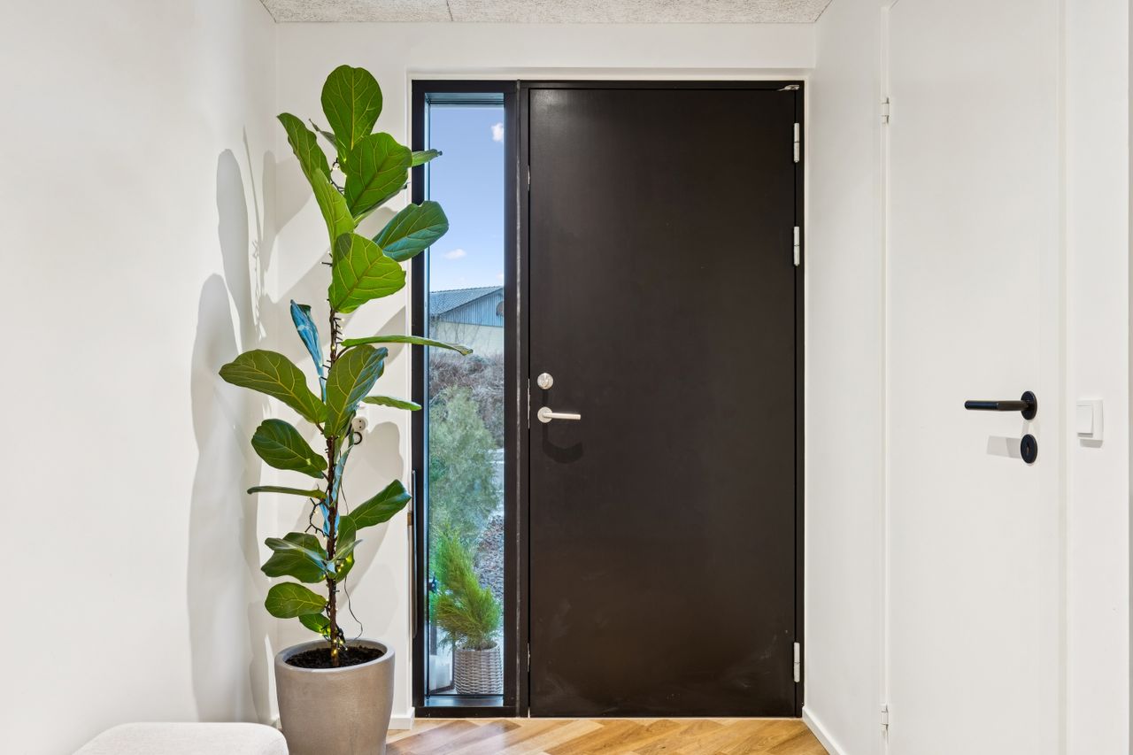 Ejendomsbillede 3 af 28