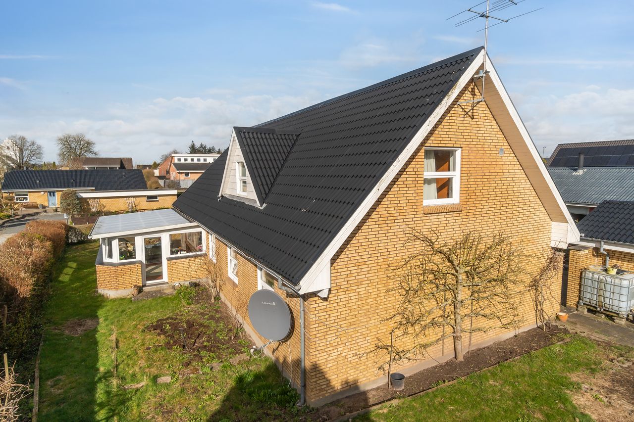 Ejendomsbillede 3 af 27