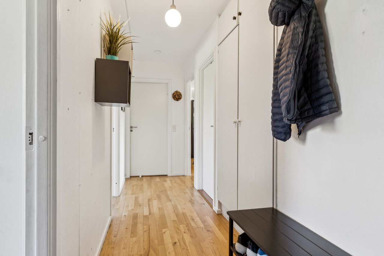 Ejendomsbillede 2 af 19