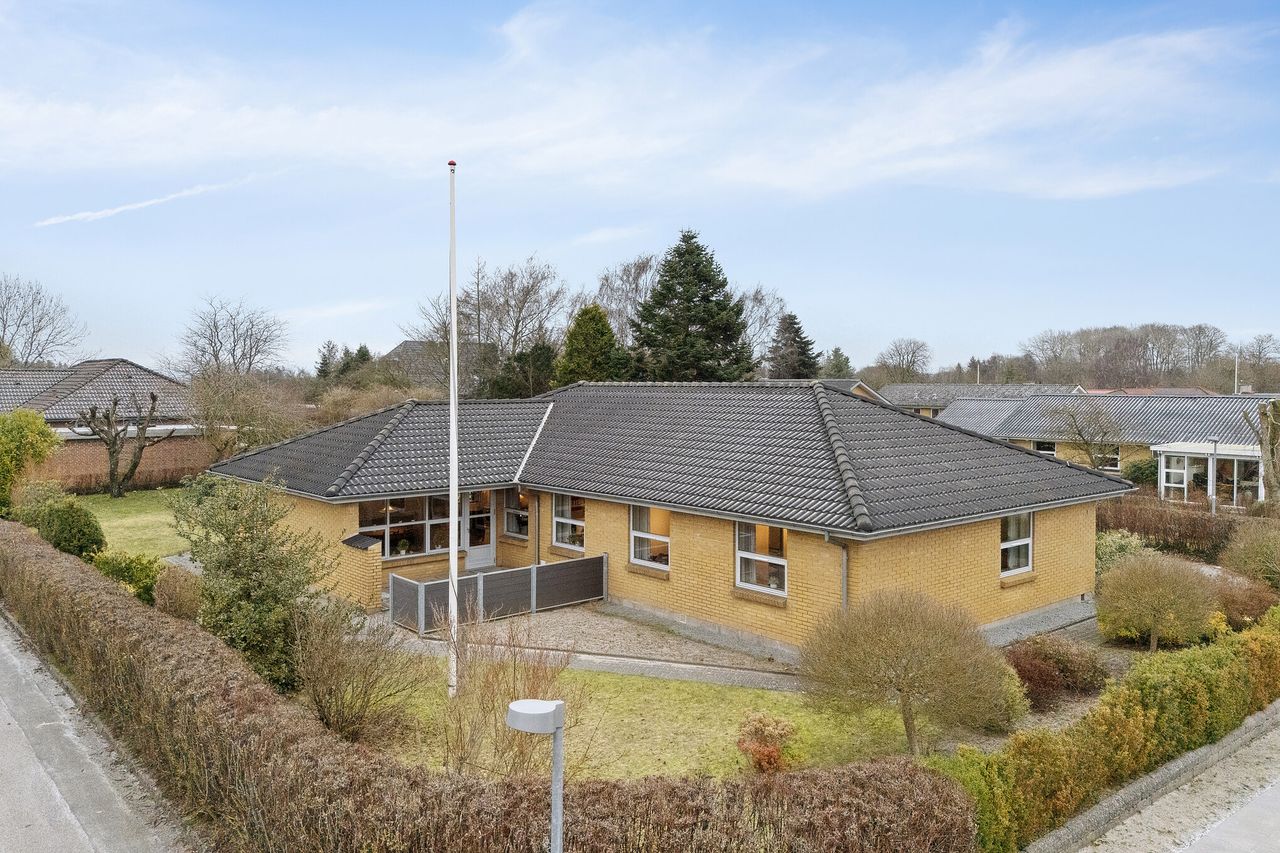 Ejendomsbillede 2 af 26