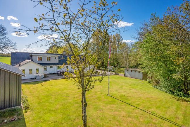 Møllevangen 11,  Villa