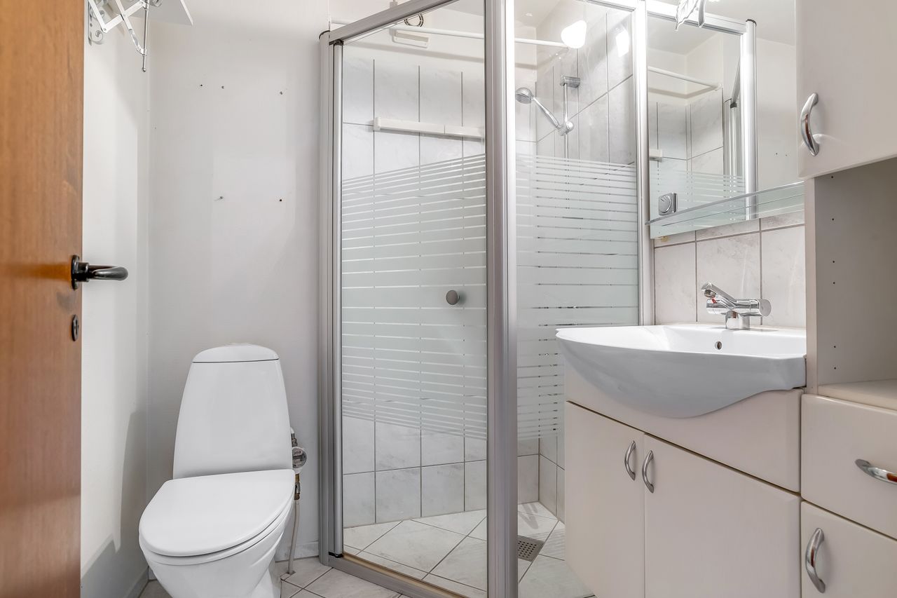 Ejendomsbillede 3 af 17