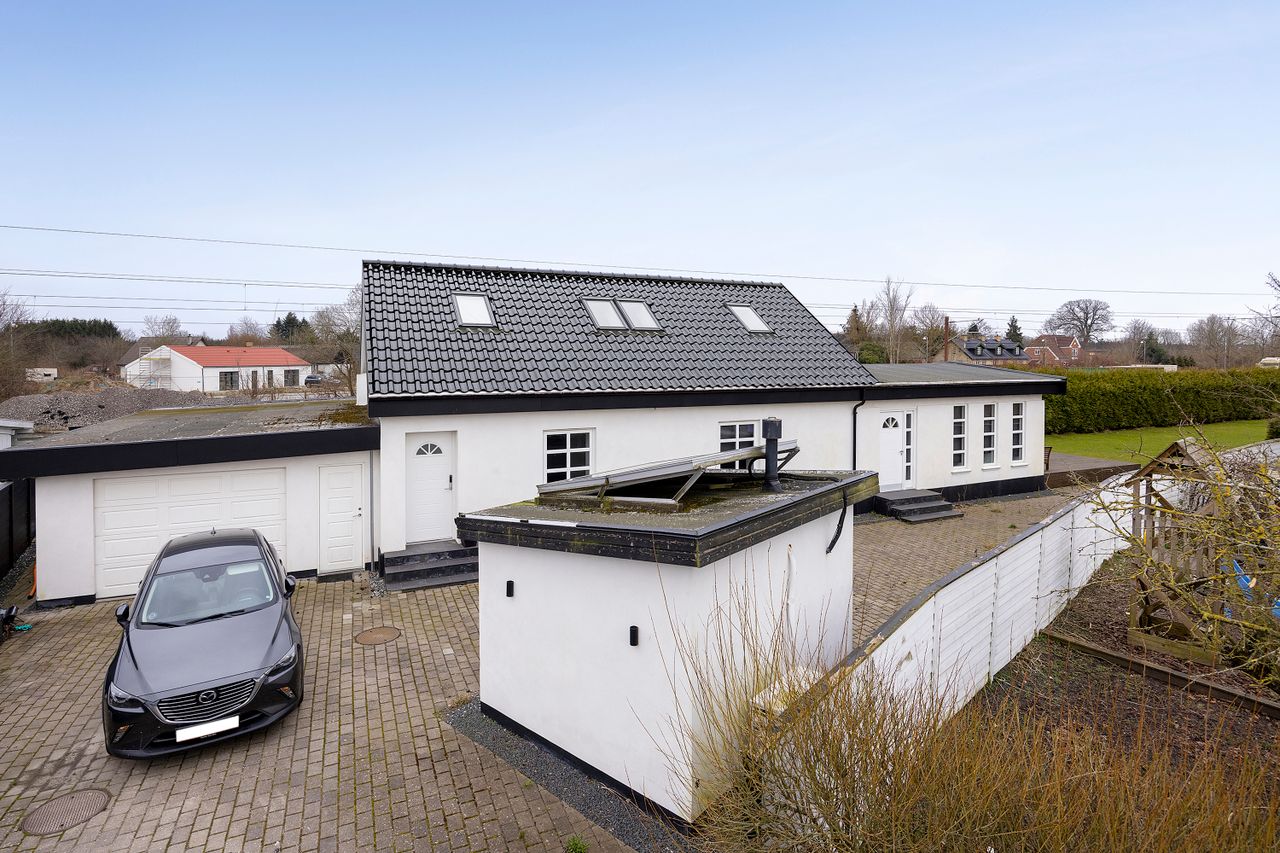 Ejendomsbillede 3 af 37