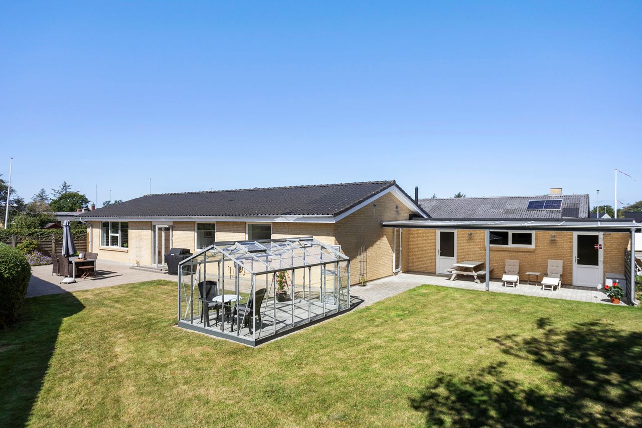 Ejendomsbillede 2 af 26