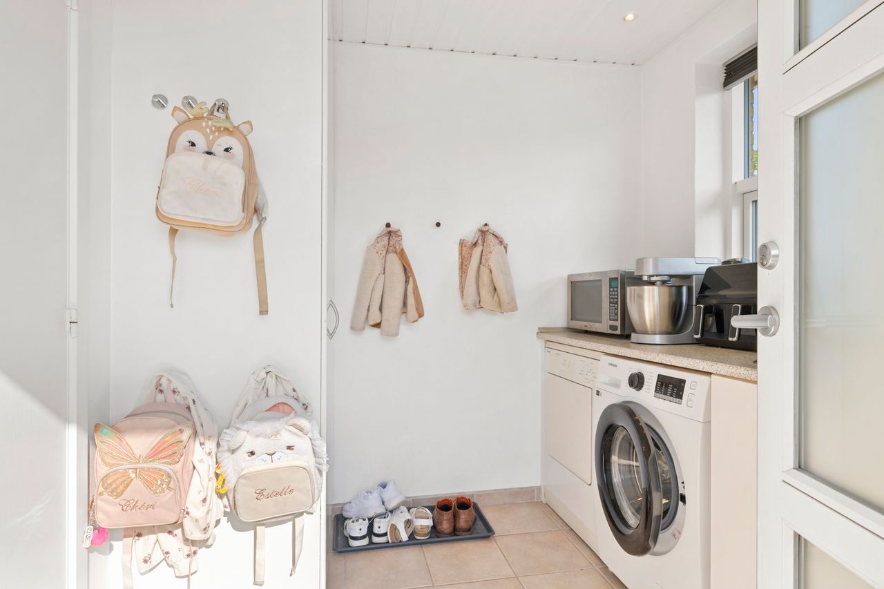 Ejendomsbillede 2 af 32