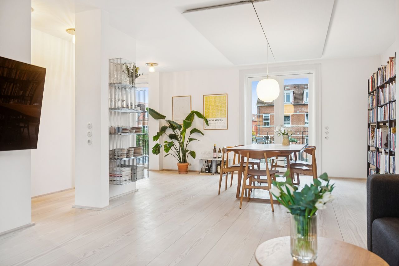 Ejendomsbillede 2 af 56